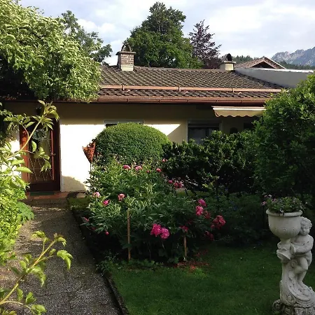 Ferienwohnung-haus-auer Lägenhet *